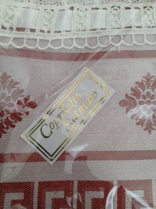 Copriletto matrimoniale pizzo e raso