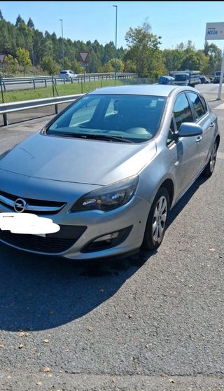 Opel Astra 2014