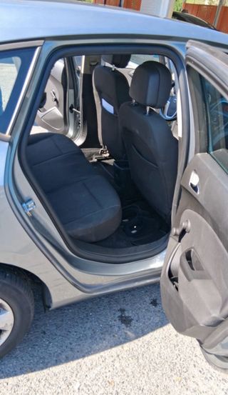 Opel Astra 2014