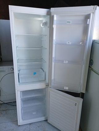Nevera Svan Blanca