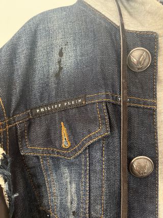 Chaqueta diseño Philipp Plein. Talla L