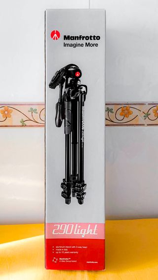 Trípode Manfrotto 290 Light