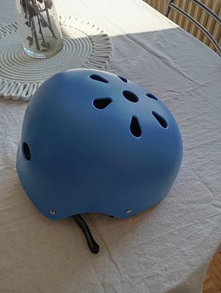 Casco Bicicleta/Patinete Azul Talla M
Logroño 