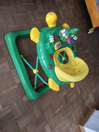 Tacatá de bebé verde y amarillo