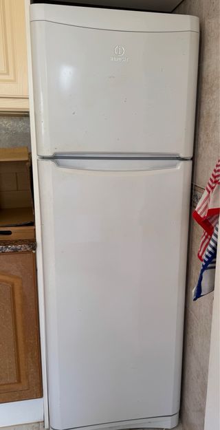 Nevera Doméstica INDESIT Blanca
