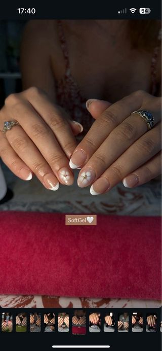 Uñas en Costacabana, Almería 