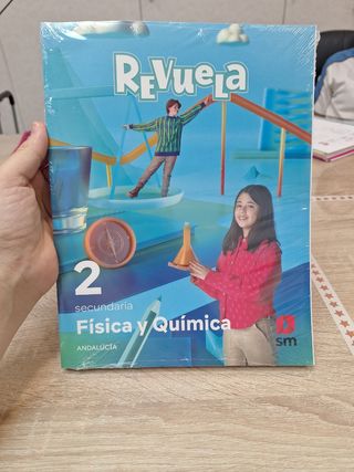 Física y Química. 2 Secundaria. Revuela. Andalucía
