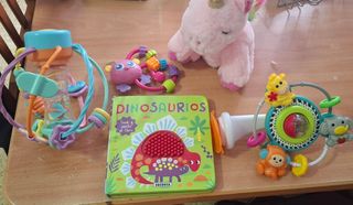 Lote Juguetes Bebé: Unicornio, Libro Dinosaurios