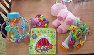 Lote Juguetes Bebé: Unicornio, Libro Dinosaurios