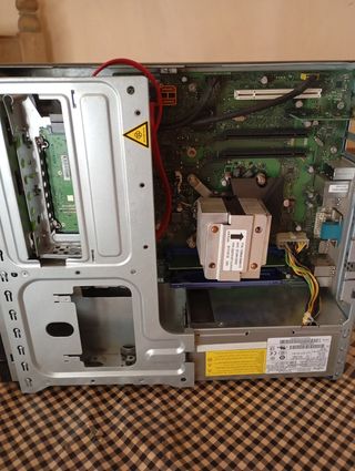 Fujitsu Esprimo Torre PC