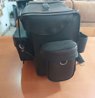 Baúl cuero moto custom