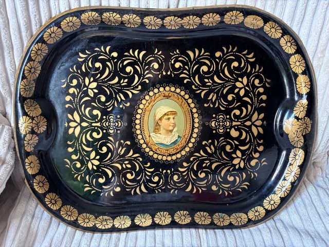 Bandeja antigua decorada