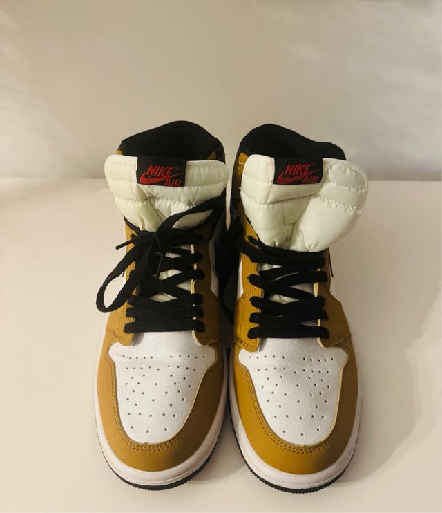 Zapatillas Jordan 1 Retro High OG Amarillo