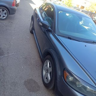 Volvo C30 2008 con etiqueta B