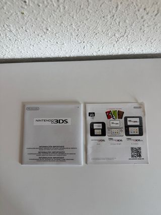 Pokémon Zafiro Alfa Caja y Póster Nintendo 3DS