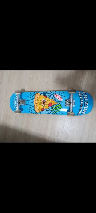 Skate Cruzade Pizza Iluminati