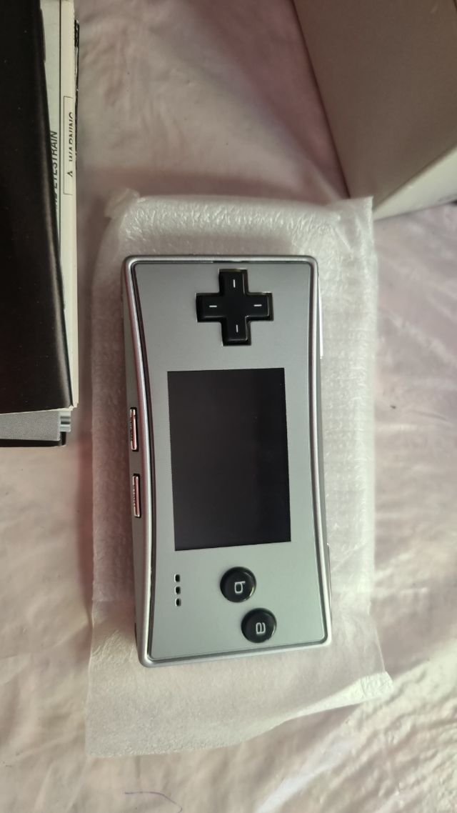 Nintendo Game Boy Micro Plata