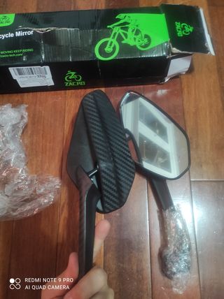 Specchietti da moto 