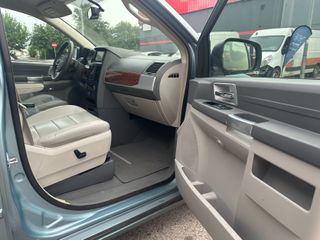 Chrysler Grand Voyager Touring 2.8 CRD