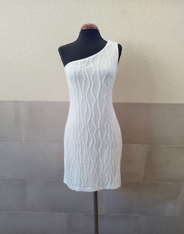 Vestido blanco Shein. T. L.