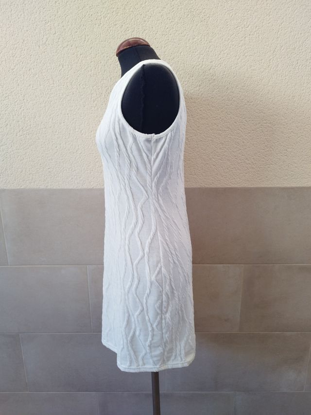 Vestido blanco Shein. T. L.