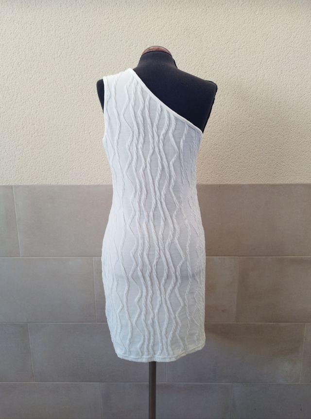 Vestido blanco Shein. T. L.