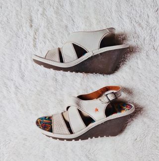 Sandalias Art Piel Beige Talla 36