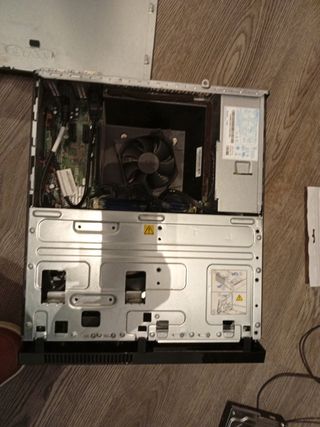 PC Lenovo ThinkCentre Gris