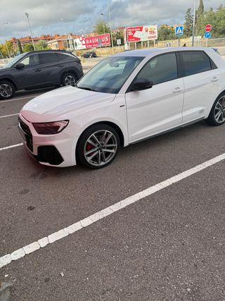 Audi A1 2019 4.0 tfsi (200cv) black edition