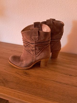 Botines GERARD DAREL Marrones Talla 38