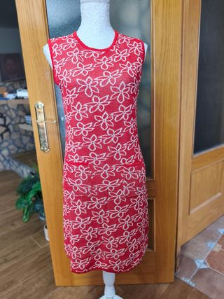 Conjunto de punto mujer rojo y blanco CH