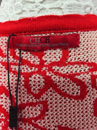 Conjunto de punto mujer rojo y blanco CH