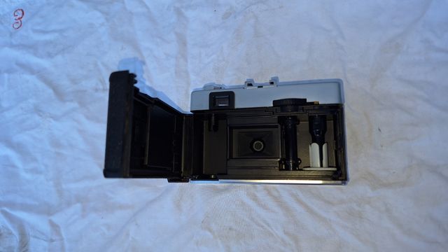 Cámara Werlisa Club Color con flash Sunpak GX14