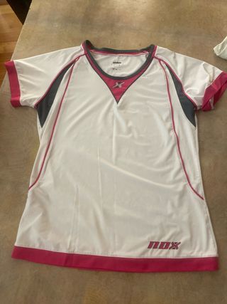 Camiseta deportiva Nox blanca y rosa