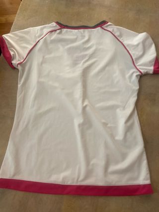 Camiseta deportiva Nox blanca y rosa