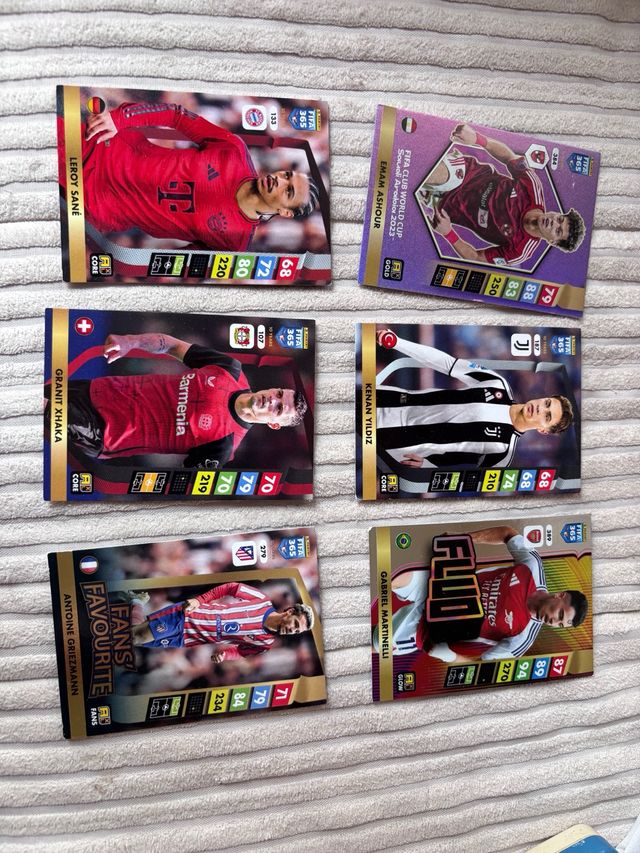 Cromos Adrenalyn XL: Sane, Xhaka, Griezmann, Ashou