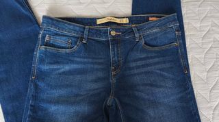 Pantalón vaquero Zara mujer