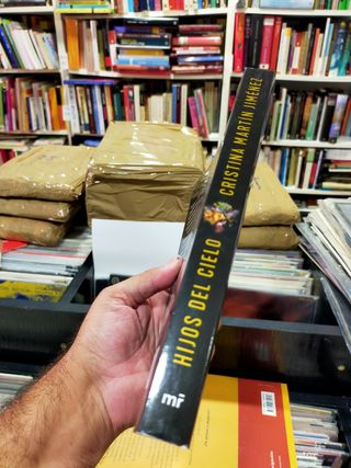 Hijos del cielo: Las huellas del cosmos en la c...