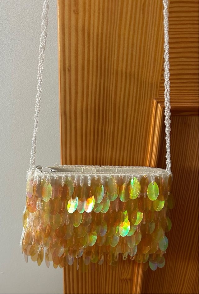 cartera fiesta con lentejuelas