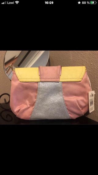 Bolso de vestir plateado ,rosa y amarillo 