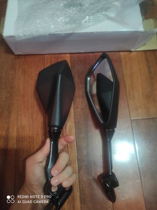 Specchietti da moto 
