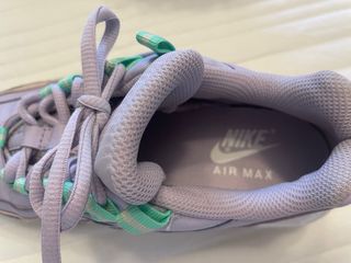 Zapatillas deportiva Nike Air Max Moradas Talla 36
