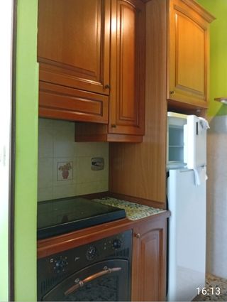 Cucina in legno marrone