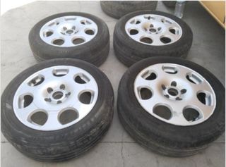5 Llantas Audi A4 2003