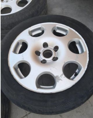 5 Llantas Audi A4 2003