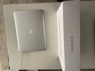 MacBook Air 13 (2017) MQD32Y/A