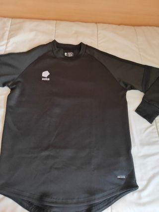 Camiseta Soka Manga Larga Negra Talla L