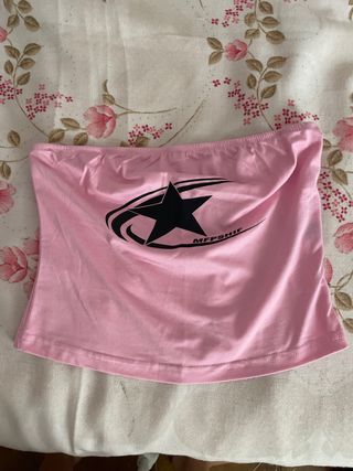 Top rosa sin tirantes con estrella
