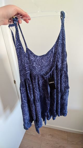 Vestido corto Natura con etiqueta