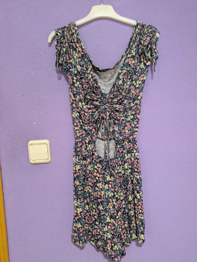 Tuta con stampa floreale